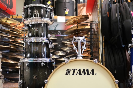 Tama Superstar Classic Shell Pack in Transparent Black Burst Lacquer