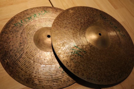 Demo of Exact Cymbal - Istanbul Agop 16" Signature Hi Hats 1141g Top, 1304g Bottom