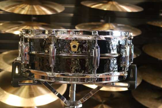 Ludwig 5x14 Hammered Black Beauty w/ Imperial Lugs