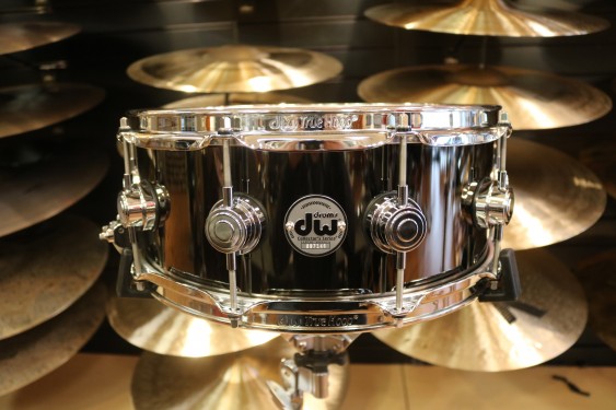 DW Drum Workshop 5.5x14 Black Nickel Snare Over Brass **B-STOCK** W/ Chrome Hardware
