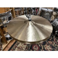 DEMO OF EXACT - 14”  Cymbal Craftsman Dark Vintage hi hat pair - 954g top - 1278g bottom