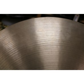 USED - 16" Vintage Zildjian Thin Crash Cymbal - 930g - VIDEO DEMO