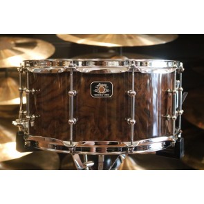 Ludwig 6.5X14 Universal Walnut Snare Drum Front