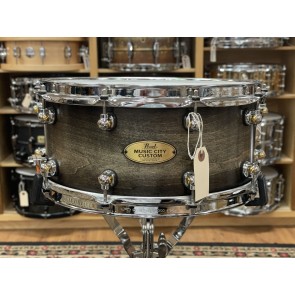 Pearl Music City Custom Single Ply Rock Maple 6.5X14 Snare Drum, Ebony Burst Satin